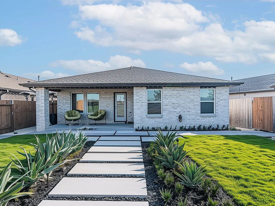 1st image of 18622 Georgina Lily Ln
