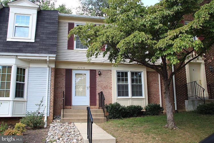 1st image of 2786 Knollside Ln