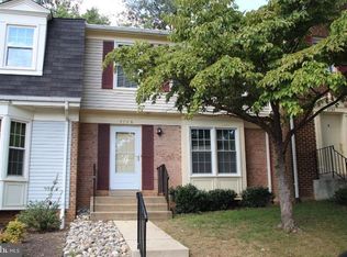2786 Knollside Ln, Vienna, VA 22180