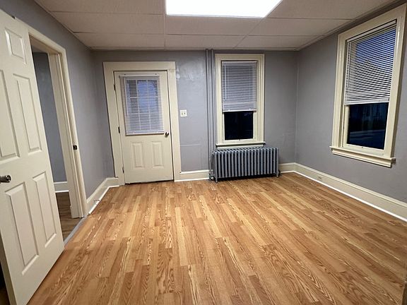 518 Third St 1F Front - Living Room