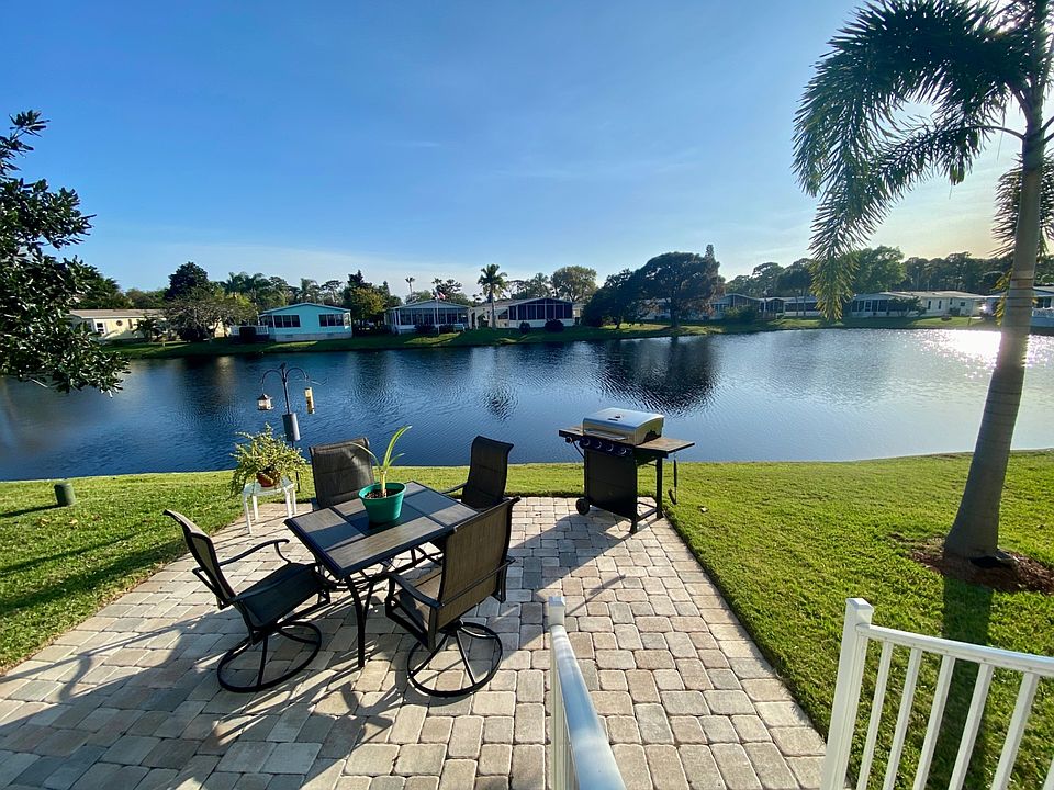 2nd image of 4700 Wood Stork Dr