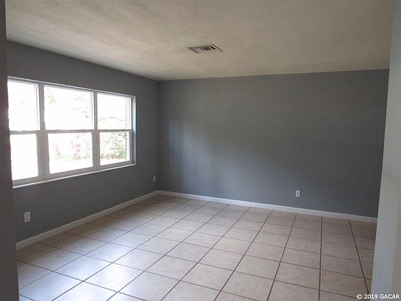 3rd image of 4611 NW 28th Ter