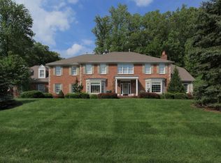 2 White Oak Ridge Ct, Mendham Twsp, NJ 07945