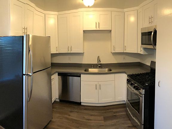 2nd image of 512 San Benito Ave #1