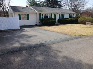 178 Hilton Rd, Warwick, RI 02889