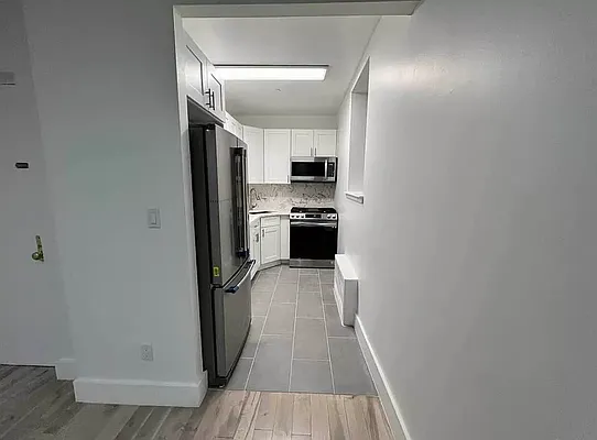 Rented by EastMount Realty LLC | media 23