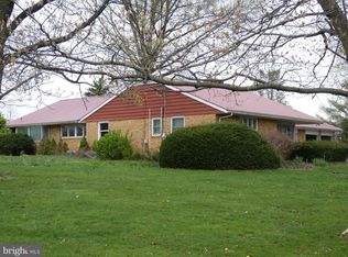 270 Swamp Church Rd, Reinholds, PA 17569