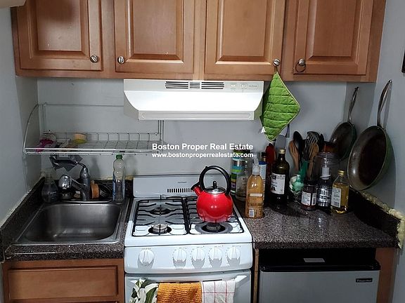 177 Saint Botolph St. #3 Boston - Back Bay Unit Photo 5