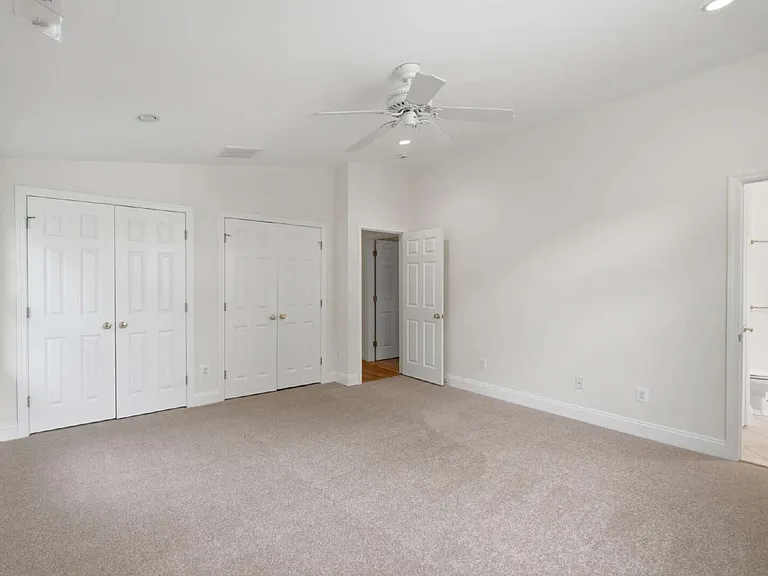 4403 19th St N — Photo 35
