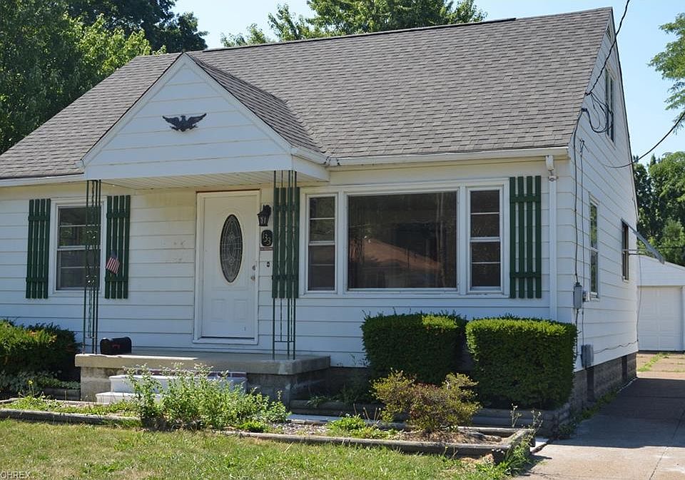 1st image of 133 Caroline St