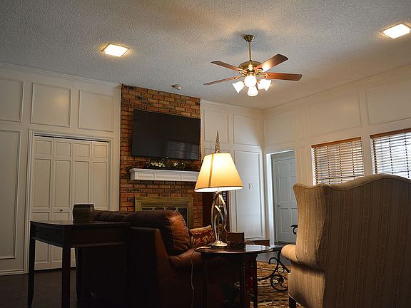 2nd image of 2205 Rocky Branch Dr