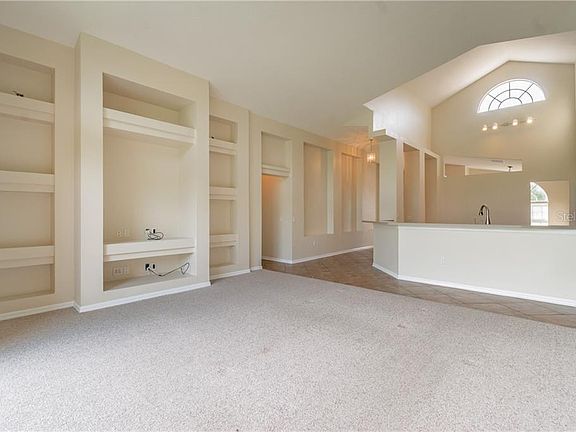 4th image of 1305 Big Creek Dr