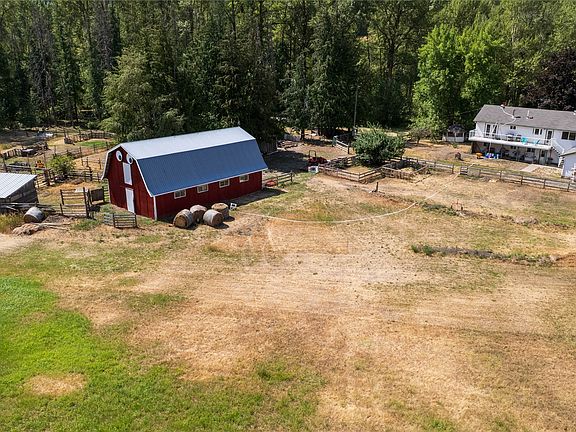 3rd image of 3545 Shaw Rd