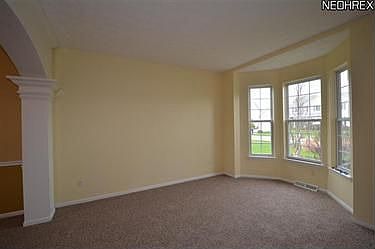 4th image of 27079 Dogwood Ln