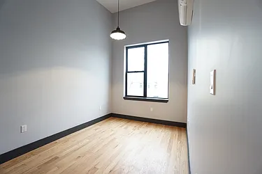 Rented by Rennit Inc.