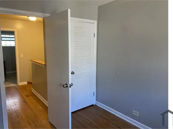 9040 S Dauphin Ave APT D, Chicago, IL 60619