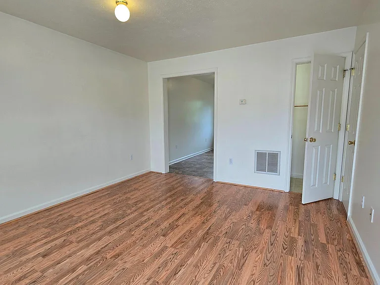 25 Genesis Dr — Photo 7
