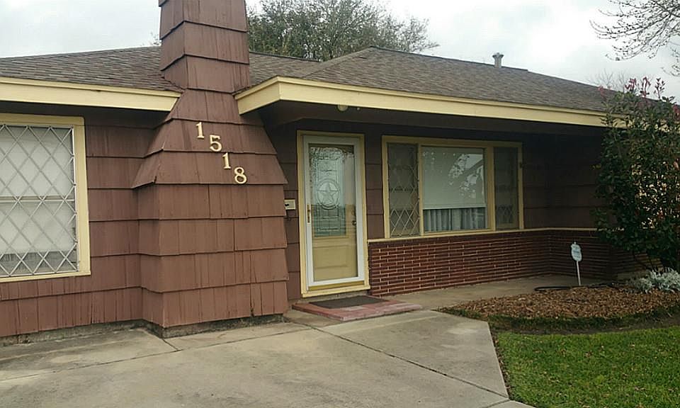 1st image of 1518 13th Ave N