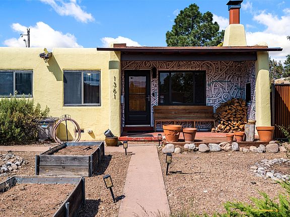 3rd image of 1361 Santa Rosa Dr