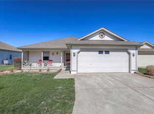 702 Twilight Ct, Raymore, MO 64083