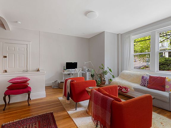 5th image of 78 Kilsyth Rd APT 1