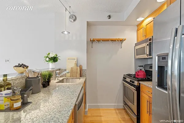 Rented by Corcoran | media 4