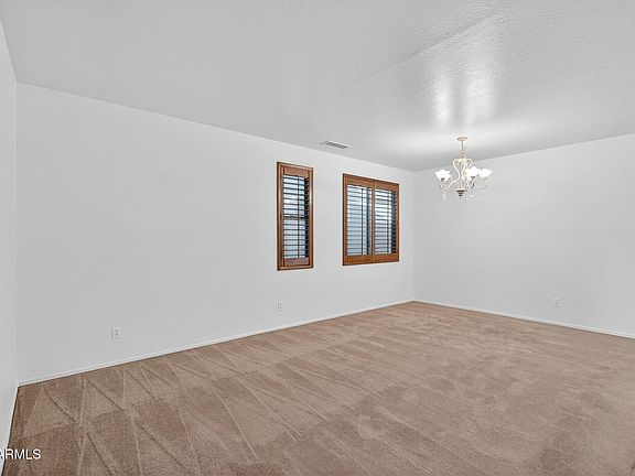 5th image of 8217 W BLOOMFIELD Road