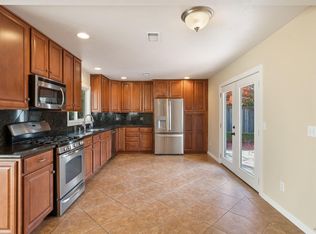 824 Prince Avenue, Healdsburg, CA 95448