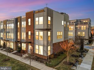 5100 Oakmoore Dr, Rockville, MD 20852