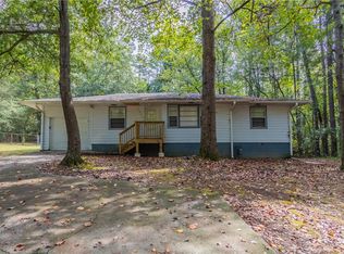 3960 Hillside Ln, Douglasville, GA 30135