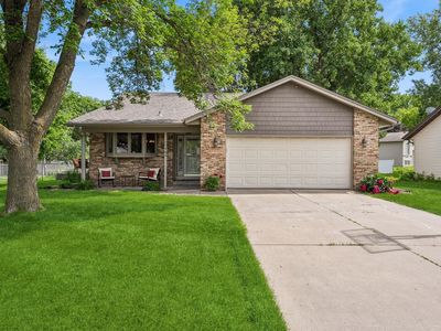 11305 52nd Ave N, Plymouth, MN, 55442