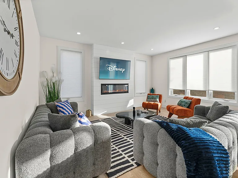 21 Bolton St #2 — Photo 9