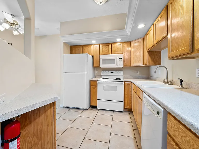 130 Peregrine Ln #29 — Photo 10