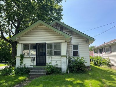 2568 Edwin Ave, Akron, OH, 44314
