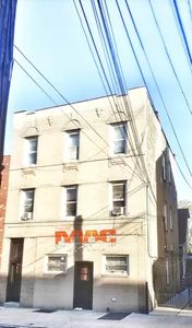 2549 18th St, Long Island City, NY, 11102