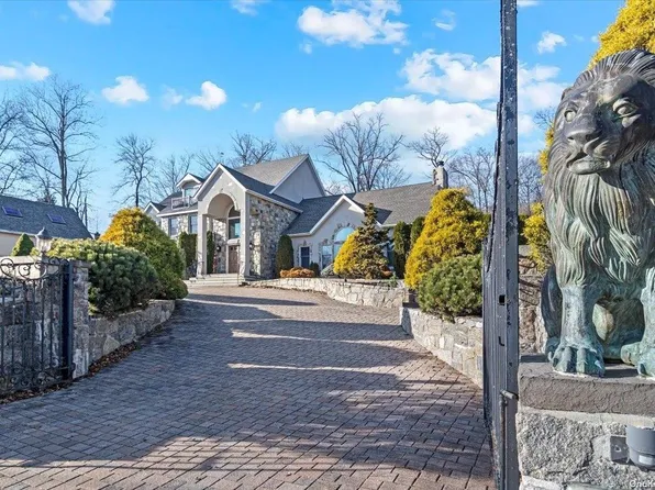 463 N Lake Boulevard, Mahopac, NY 10541