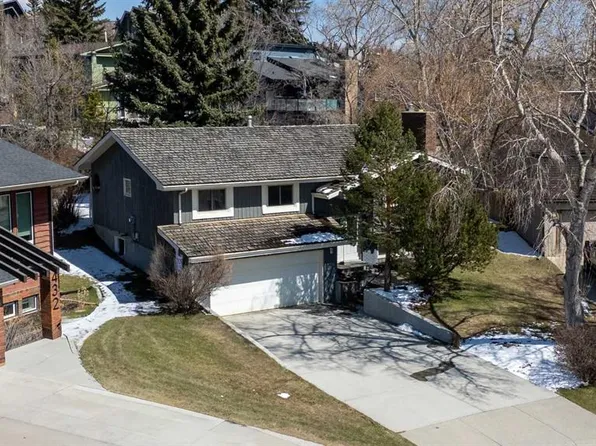 428 S Ranch Estates Pl NW, Calgary, AB T3G 1L9