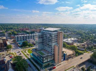 404 E College St #1405, Iowa City, IA 52240