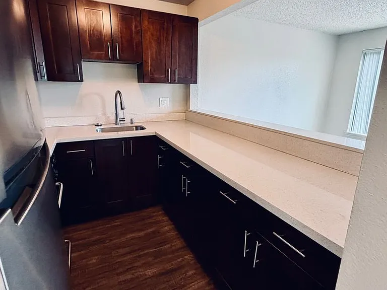 5913 Rainier Ave S — Photo 4