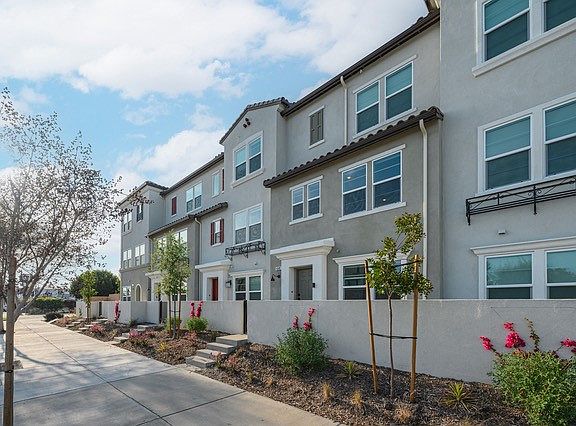 2nd image of 4348 Alamo Ln