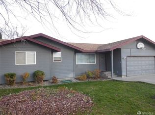 125 N Linden Ln, East Wenatchee, WA 98802