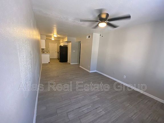2nd image of 104 W Inglewood St Unit 2