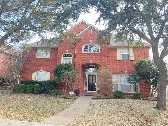 2nd image of 2828 Shasta Dr