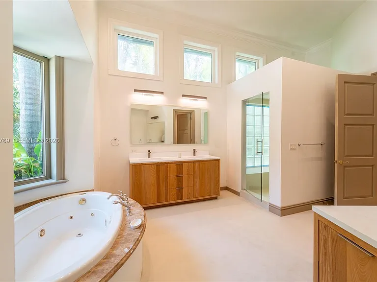 432 S Hibiscus Dr — Photo 26