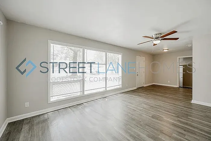 4 bed, 2.5 bath, 1752 sqft, $1,550 — Photo 3