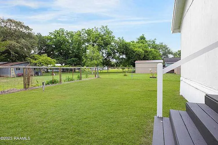 105 Southfork Dr — Photo 11
