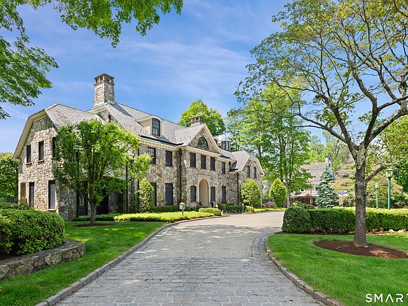 3rd image of 61 High Ridge Avenue