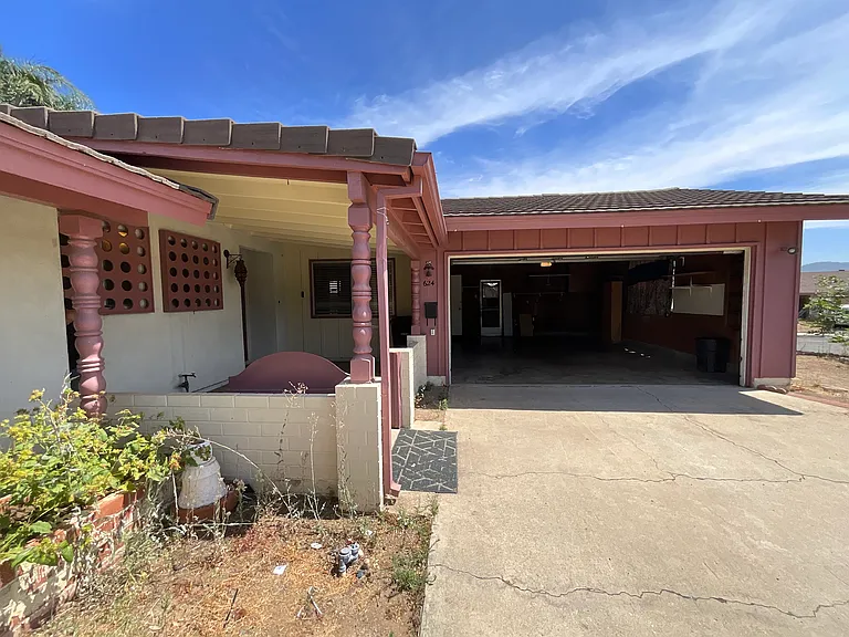 624 Nancy St — Photo 2