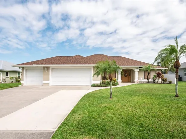 7411 Snow Dr, Englewood, FL 34224