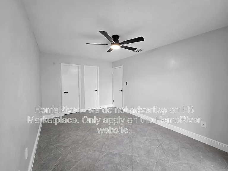 616 Beach Park Ln #V261 — Photo 10